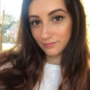 Meet your Posher, Izzy